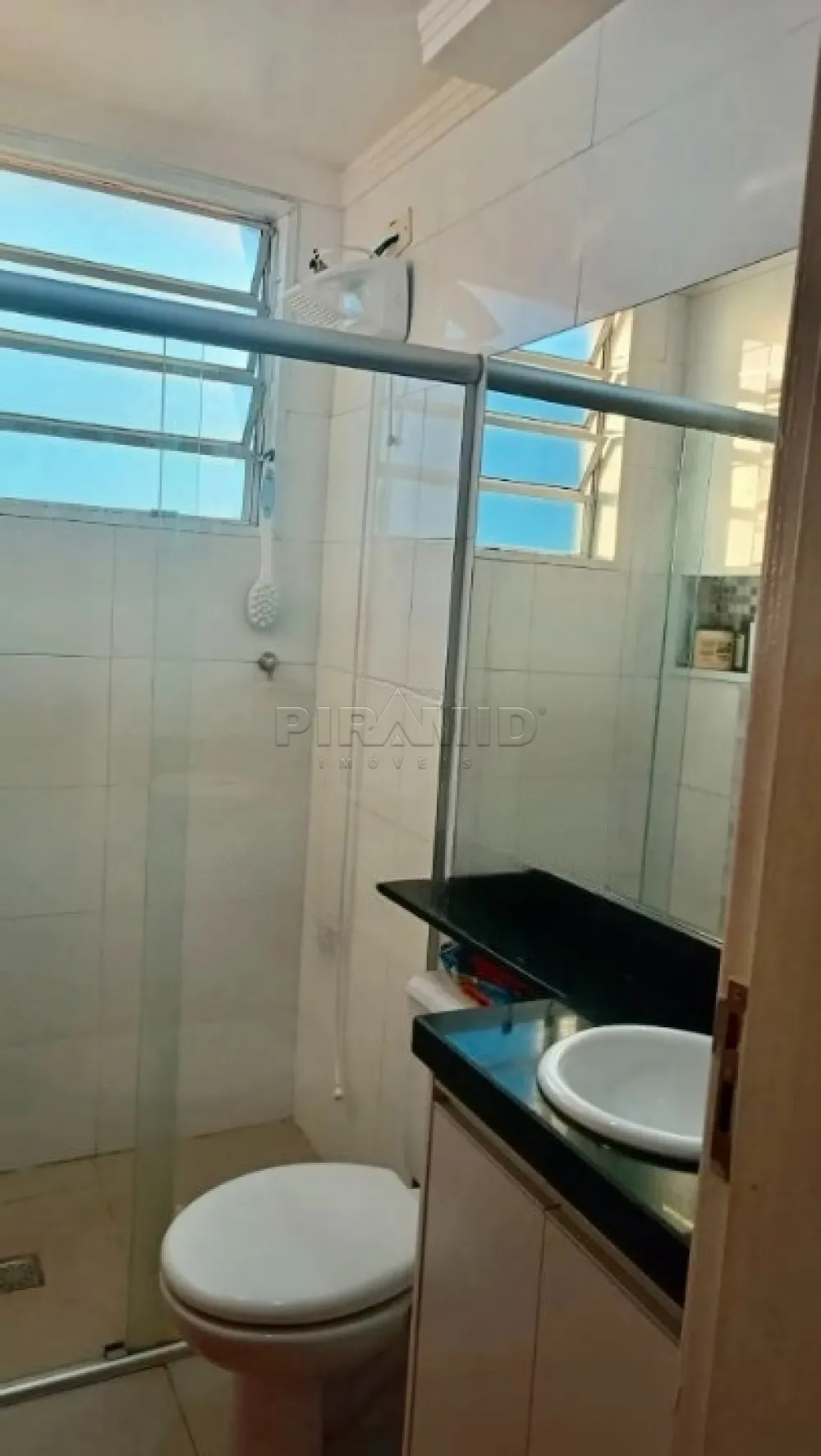Alugar Apartamento / Padr&atilde;o em Ribeir&atilde;o Preto R$ 1.010,00 - Foto 11