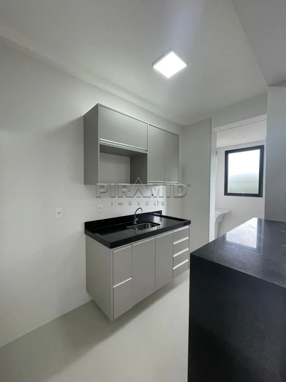 Alugar Apartamento / Padr&atilde;o em Ribeir&atilde;o Preto R$ 1.700,00 - Foto 18