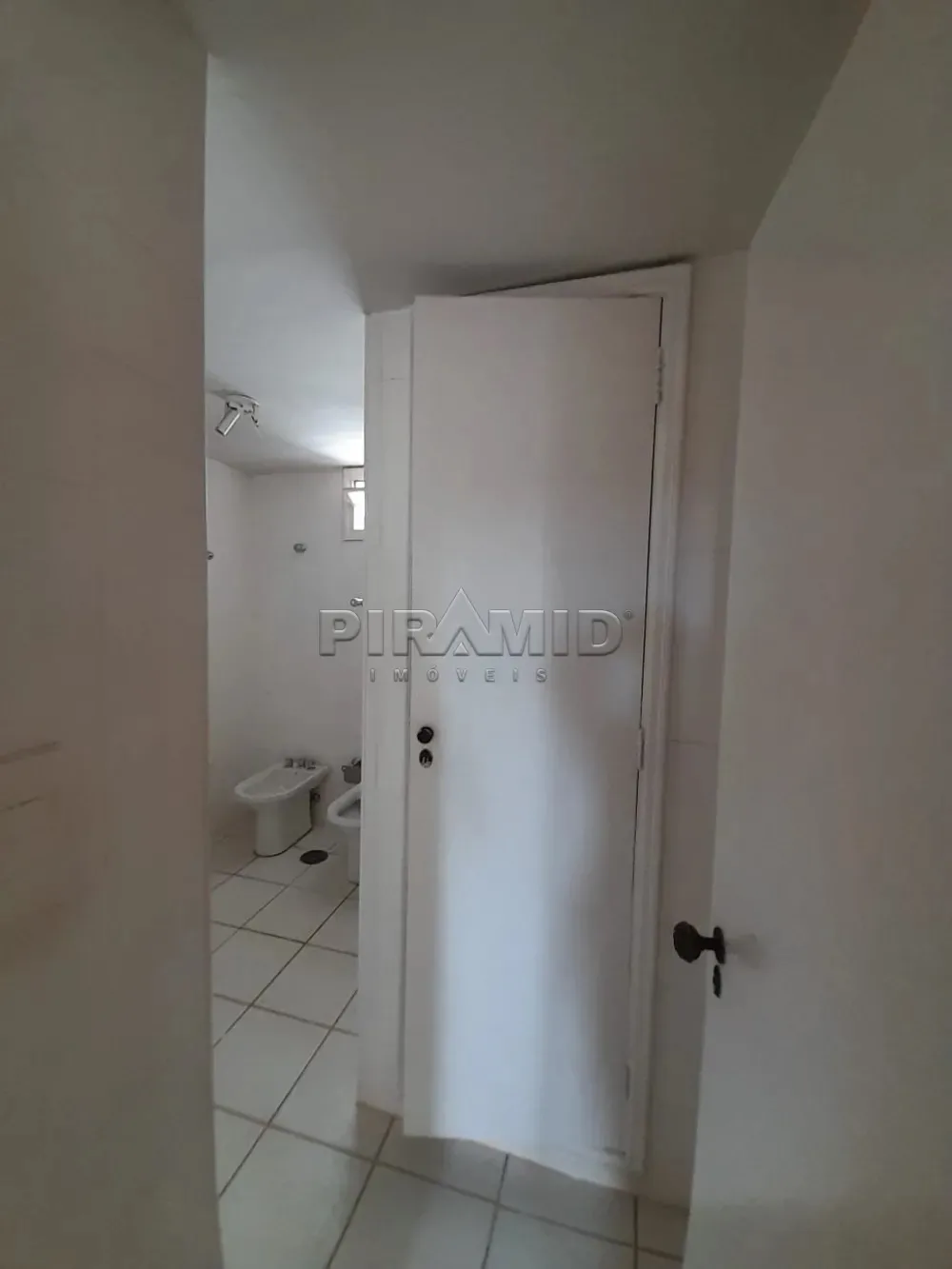 Alugar Apartamento / Padr&atilde;o em Ribeir&atilde;o Preto R$ 2.500,00 - Foto 14