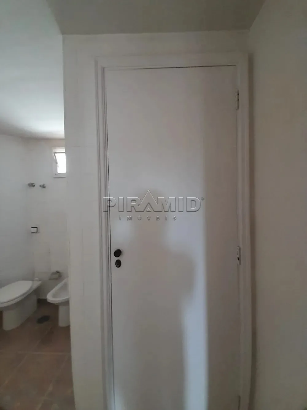 Alugar Apartamento / Padr&atilde;o em Ribeir&atilde;o Preto R$ 2.500,00 - Foto 17