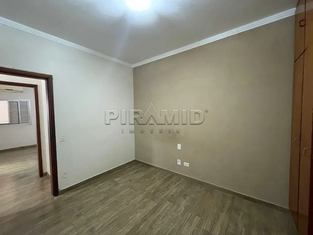 Alugar Apartamento / Padr&atilde;o em Ribeir&atilde;o Preto R$ 1.300,00 - Foto 17
