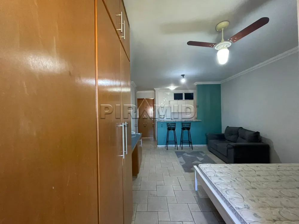 Alugar Apartamento / Padr&atilde;o em Ribeir&atilde;o Preto R$ 1.600,00 - Foto 8