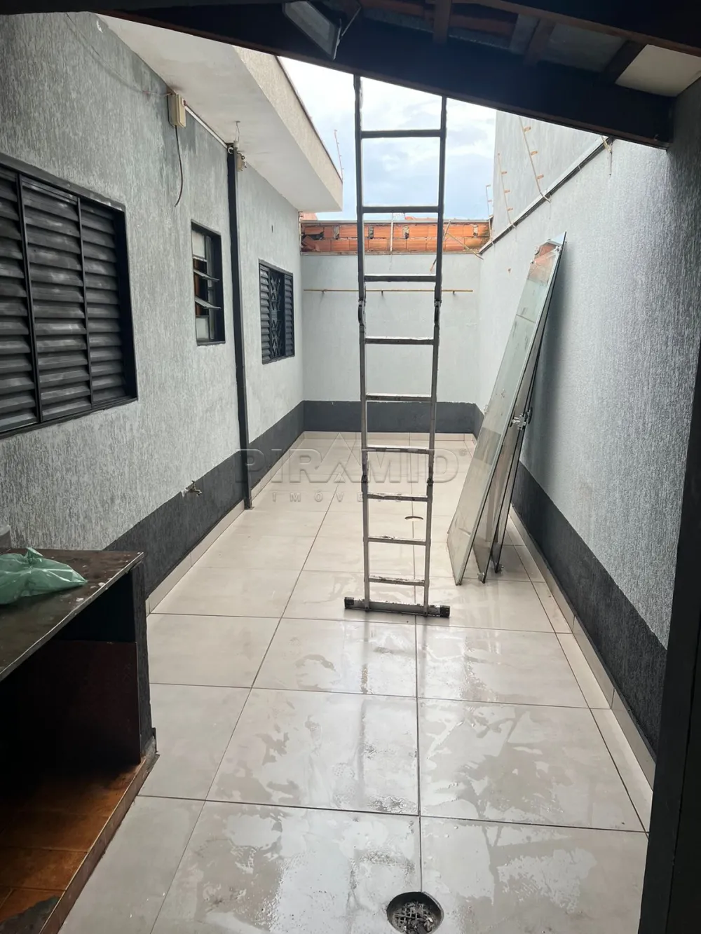 Comprar Casa / Padr&atilde;o em Ribeir&atilde;o Preto R$ 300.000,00 - Foto 11