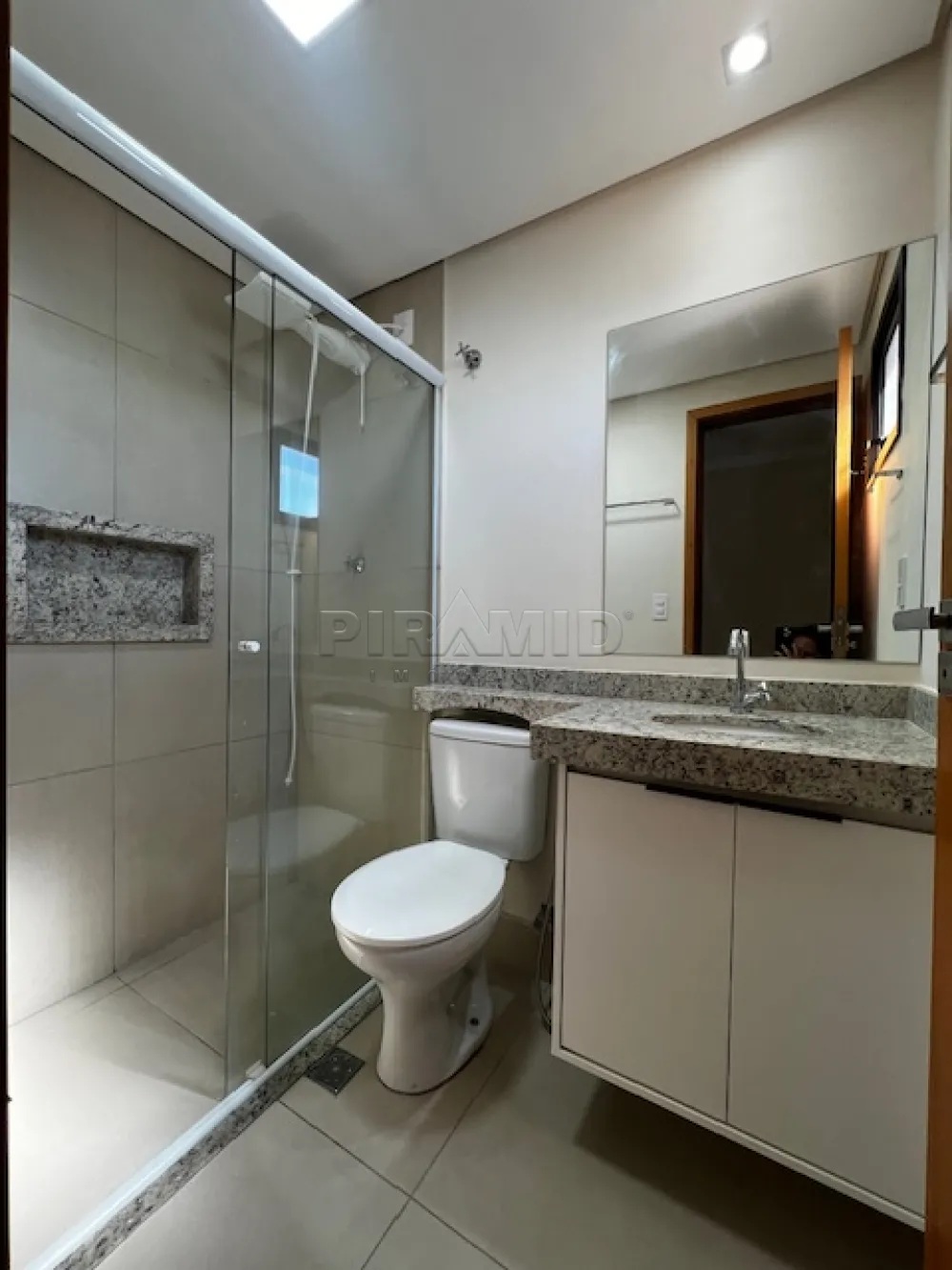 Alugar Apartamento / Padr&atilde;o em Ribeir&atilde;o Preto R$ 1.700,00 - Foto 9