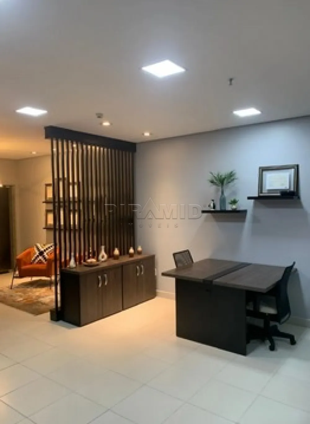 Alugar Comercial / Sala em Ribeir&atilde;o Preto R$ 3.500,00 - Foto 4