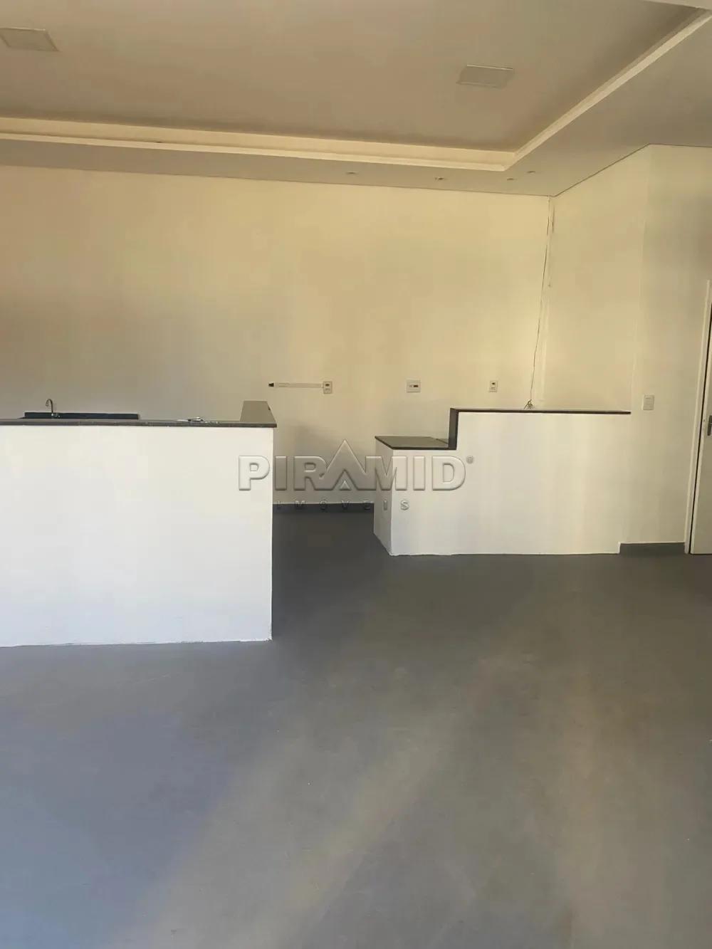 Alugar Comercial / Sal&atilde;o em Ribeir&atilde;o Preto R$ 5.700,00 - Foto 1
