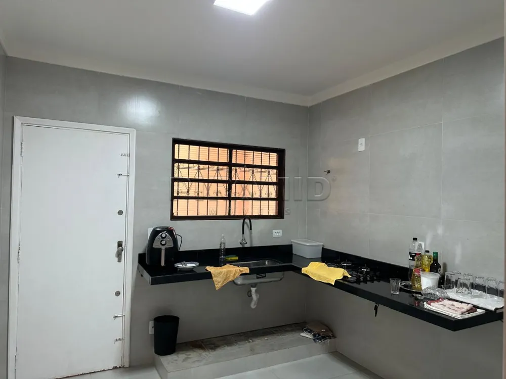 Alugar Casa / Padr&atilde;o em Ribeir&atilde;o Preto R$ 2.990,00 - Foto 9