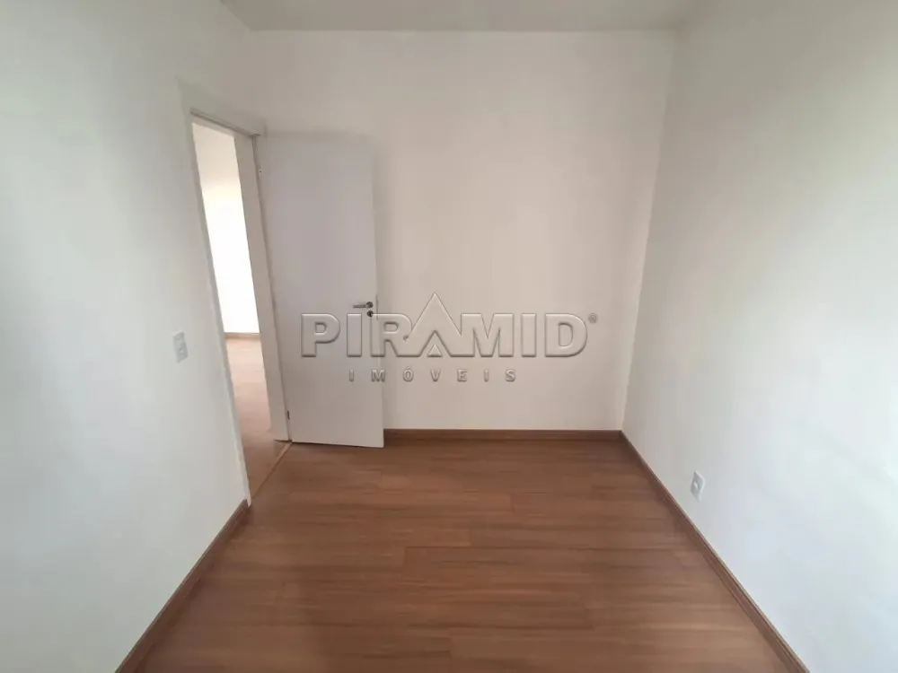 Alugar Apartamento / Padr&atilde;o em Ribeir&atilde;o Preto R$ 900,00 - Foto 4