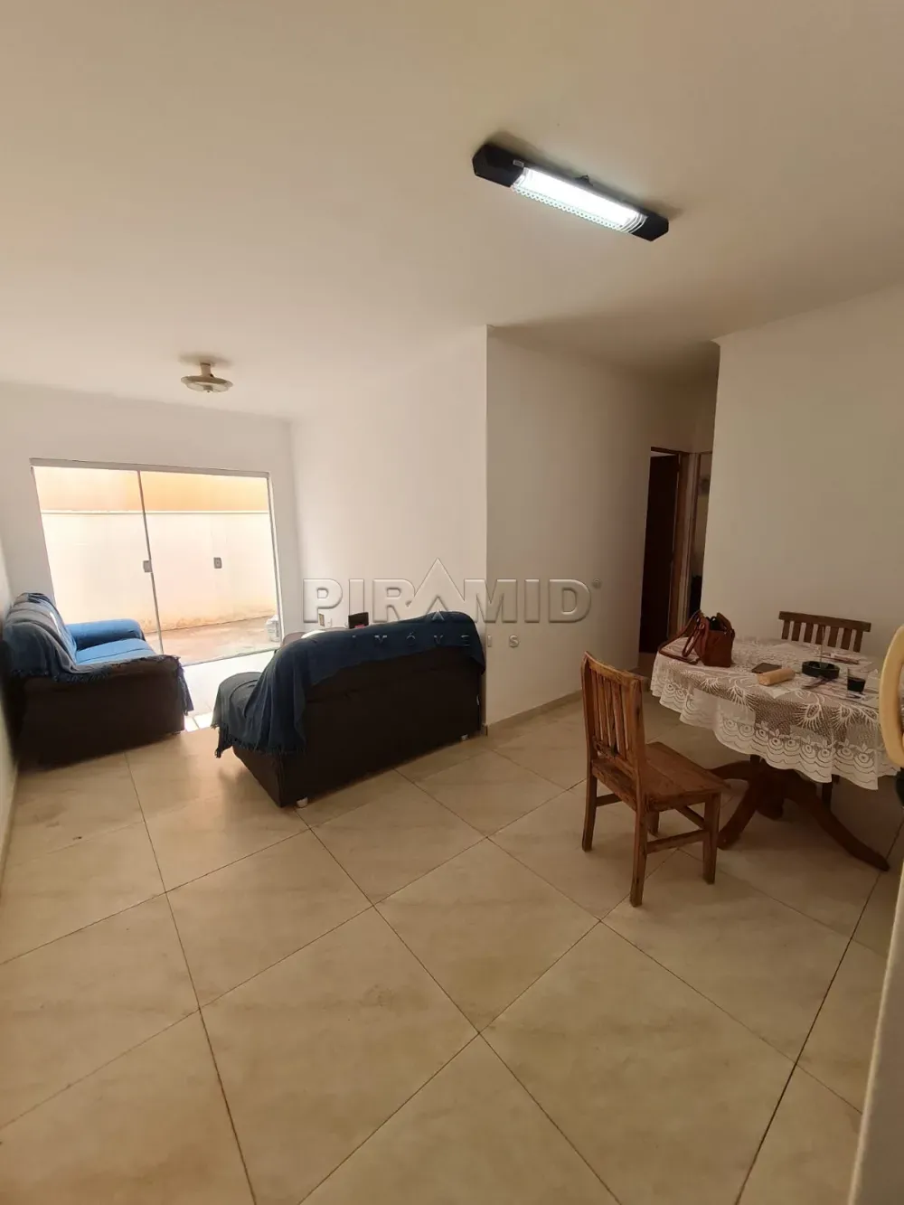 Alugar Apartamento / Padr&atilde;o em Ribeir&atilde;o Preto R$ 2.000,00 - Foto 1