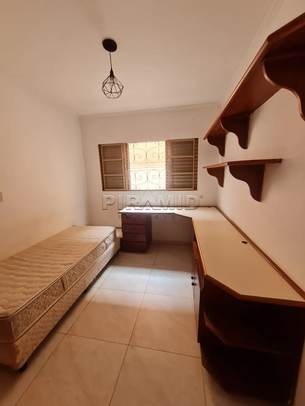 Alugar Apartamento / Padr&atilde;o em Ribeir&atilde;o Preto R$ 2.000,00 - Foto 4