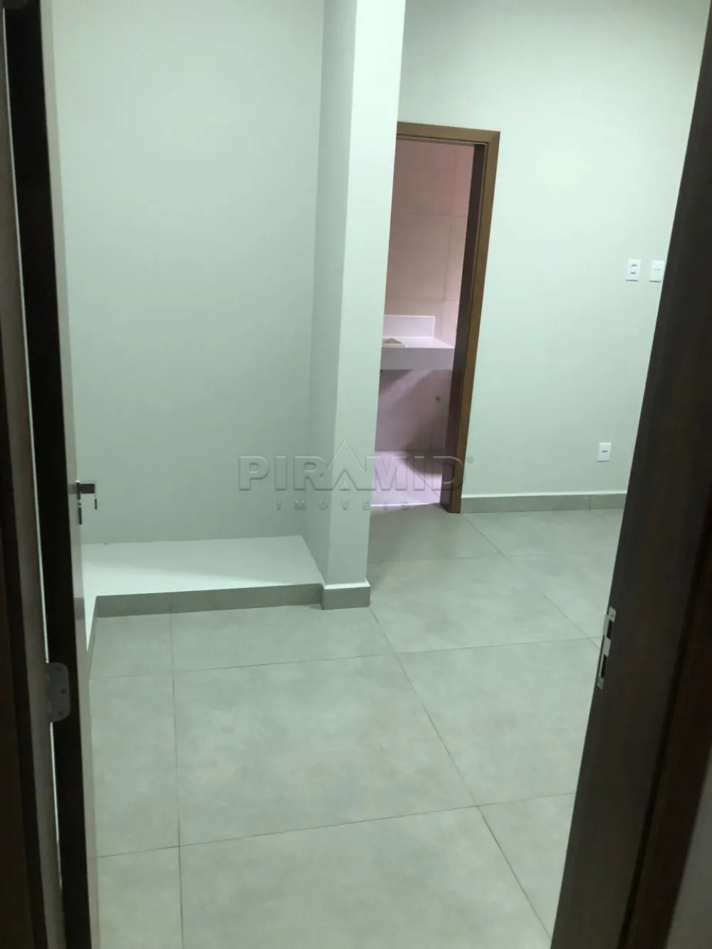 Comprar Casa / Condom&iacute;nio em Ribeir&atilde;o Preto R$ 1.280.000,00 - Foto 4
