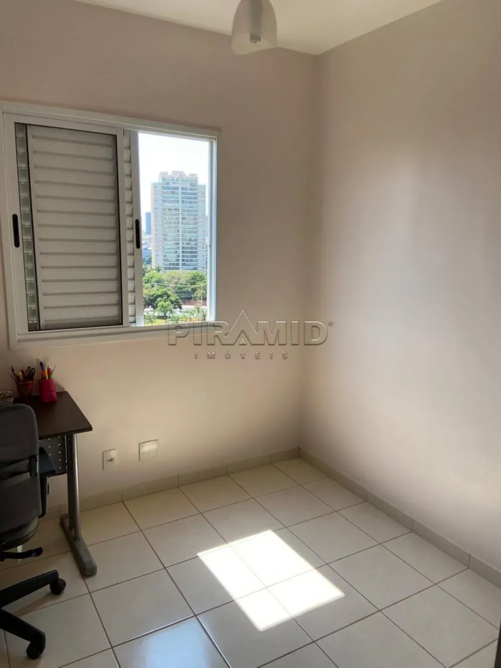 Alugar Apartamento / Padr&atilde;o em Ribeir&atilde;o Preto R$ 2.200,00 - Foto 7