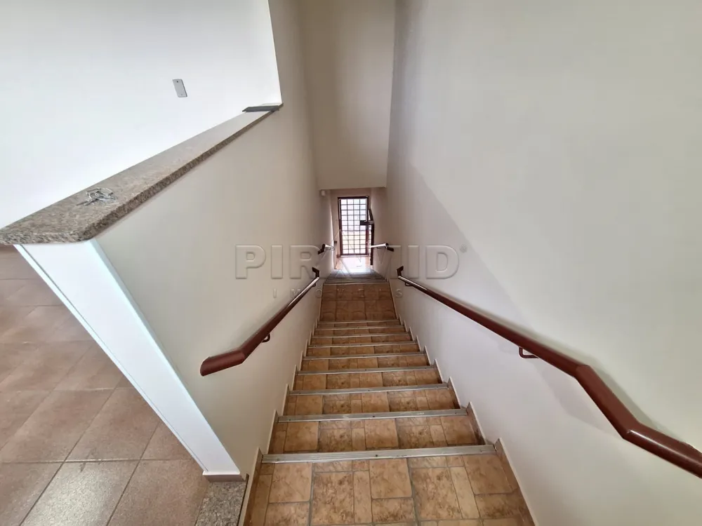 Alugar Casa / Padr&atilde;o em Ribeir&atilde;o Preto R$ 2.800,00 - Foto 1