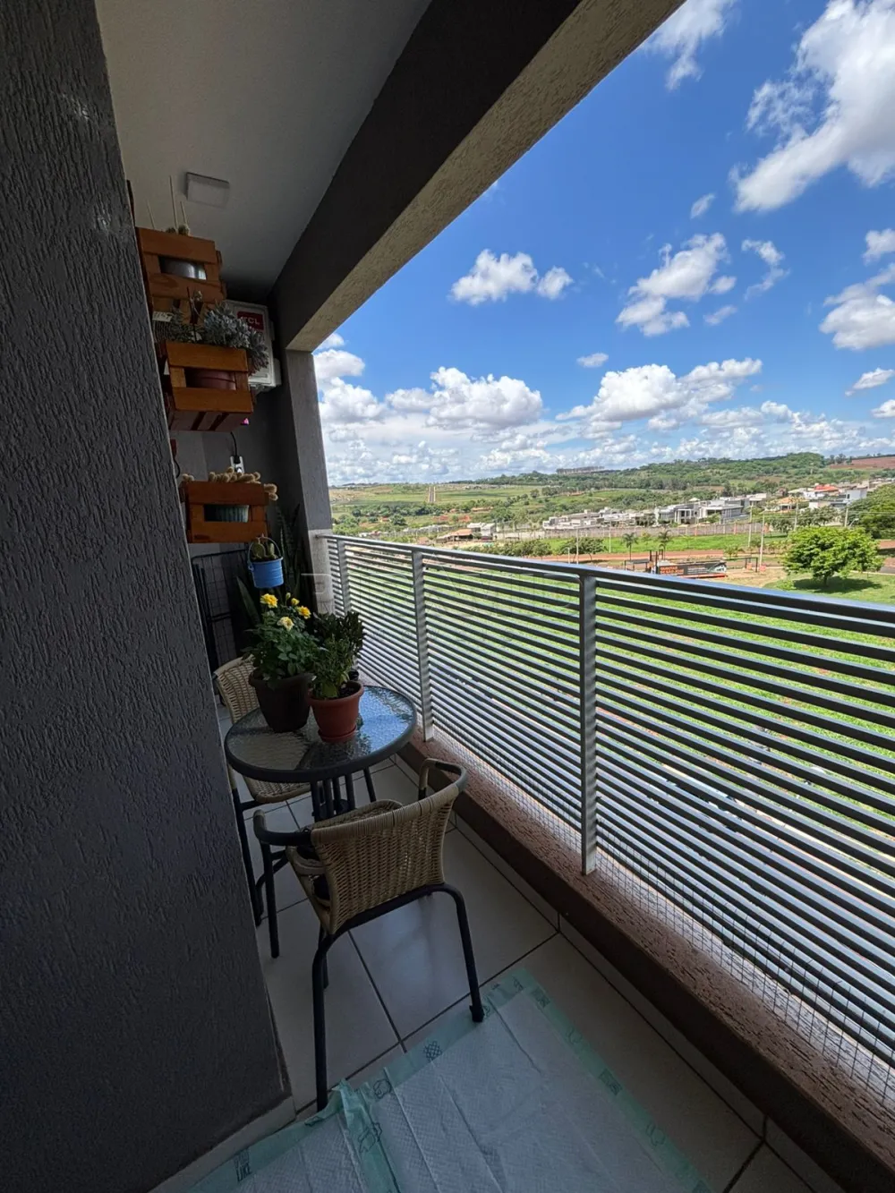 Comprar Apartamento / Padr&atilde;o em Ribeir&atilde;o Preto R$ 300.000,00 - Foto 4