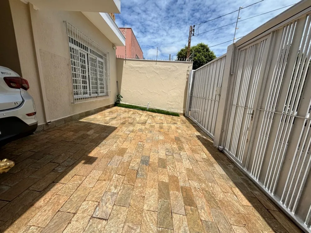 Comprar Casa / Padr&atilde;o em Ribeir&atilde;o Preto R$ 440.000,00 - Foto 14