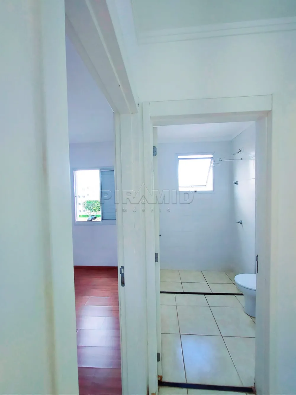 Alugar Apartamento / Padr&atilde;o em Ribeir&atilde;o Preto R$ 600,00 - Foto 5