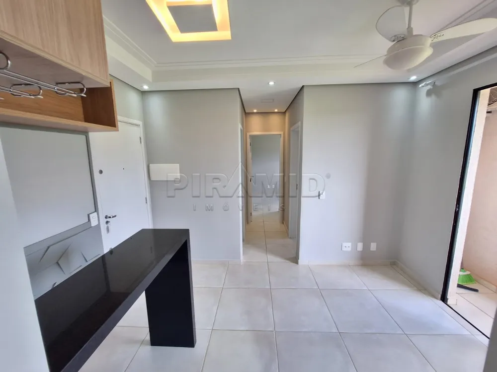 Alugar Apartamento / Padr&atilde;o em Ribeir&atilde;o Preto R$ 1.650,00 - Foto 4