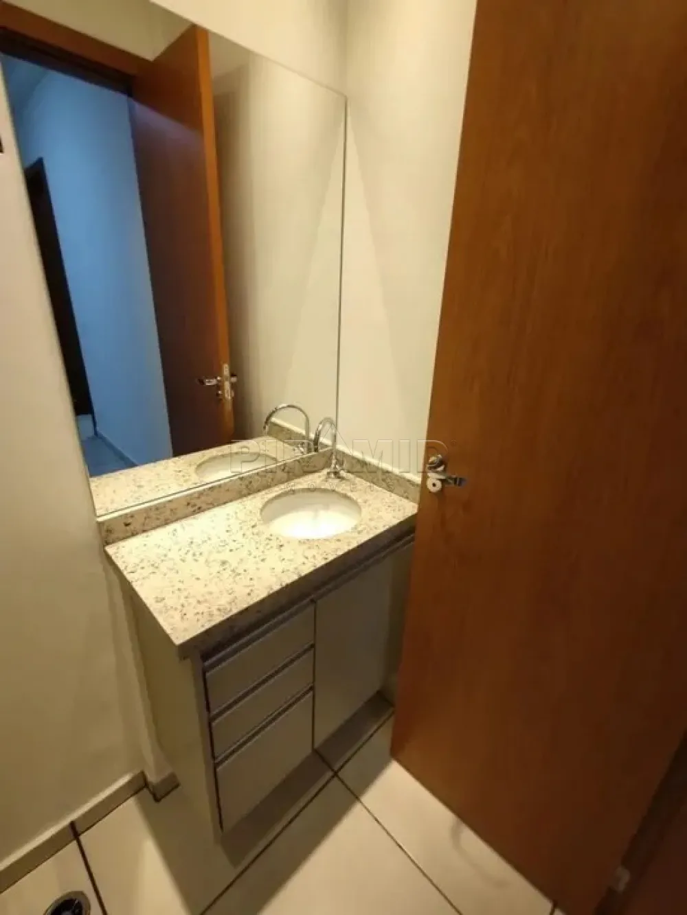 Alugar Apartamento / Padr&atilde;o em Ribeir&atilde;o Preto R$ 2.300,00 - Foto 9