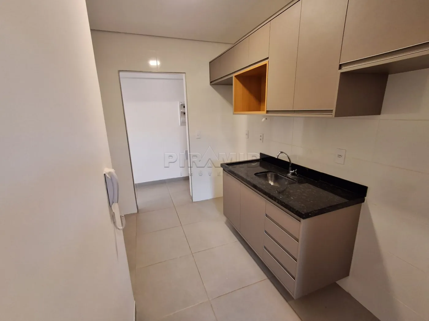 Alugar Apartamento / Padr&atilde;o em Ribeir&atilde;o Preto R$ 2.800,00 - Foto 12