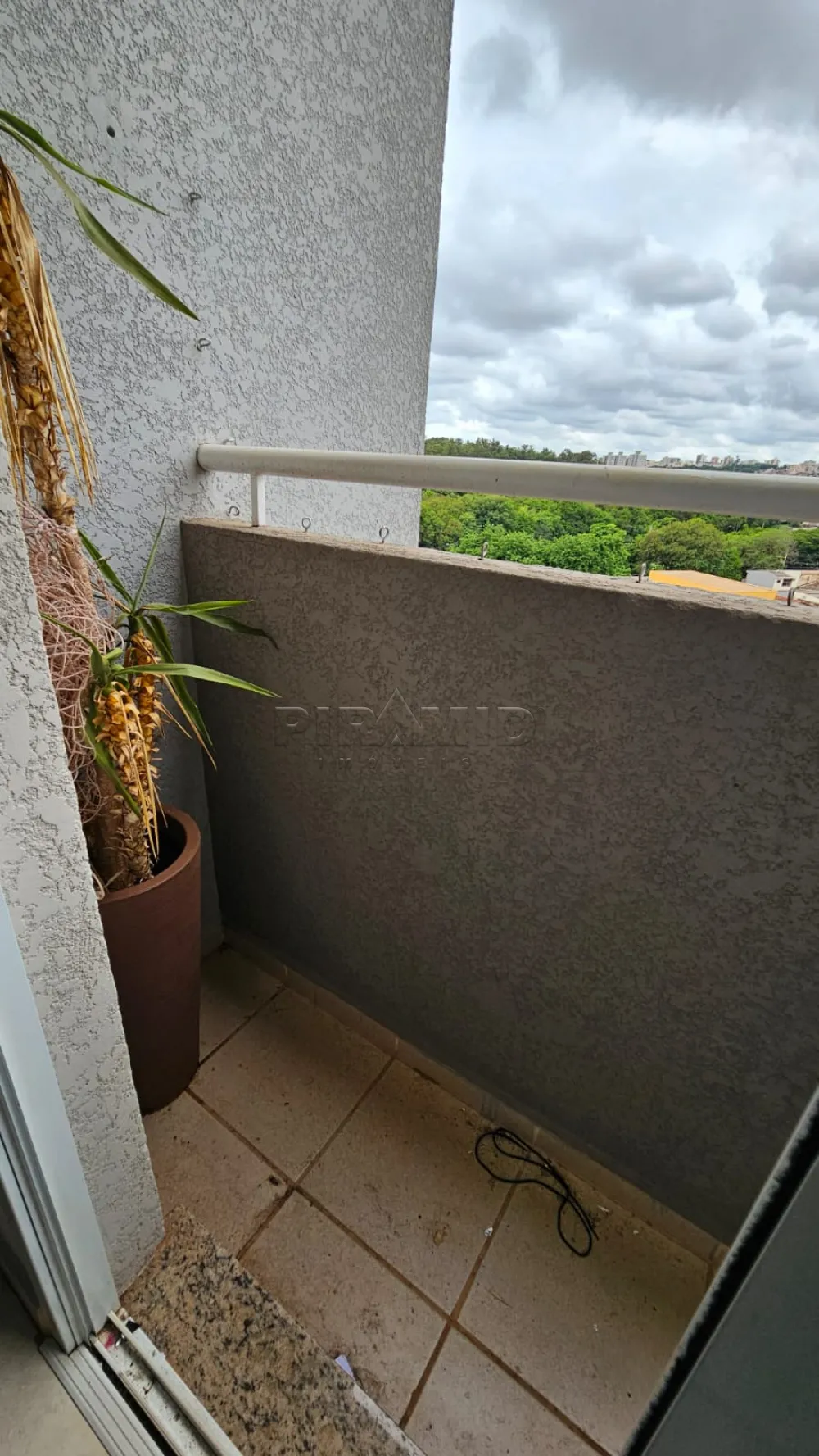 Comprar Apartamento / Padr&atilde;o em Ribeir&atilde;o Preto R$ 219.000,00 - Foto 3