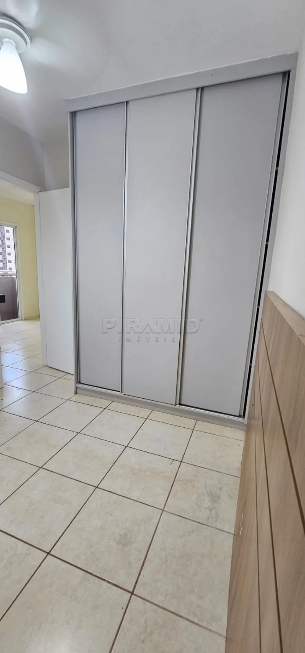 Comprar Apartamento / Padr&atilde;o em Ribeir&atilde;o Preto R$ 219.000,00 - Foto 5