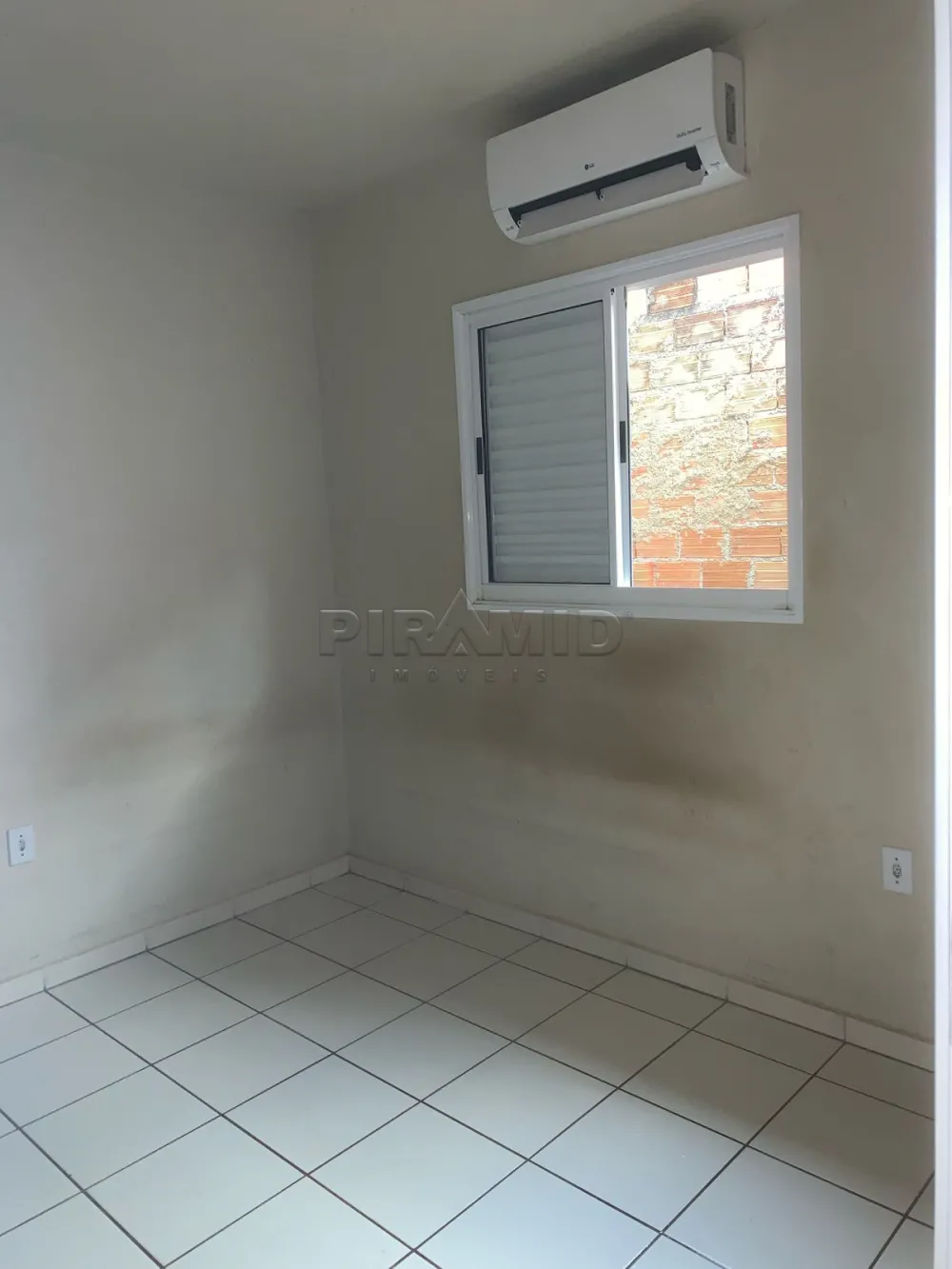 Alugar Casa / Padr&atilde;o em Ribeir&atilde;o Preto R$ 1.700,00 - Foto 4