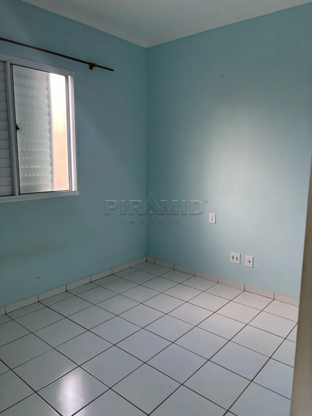 Alugar Apartamento / Padr&atilde;o em Ribeir&atilde;o Preto R$ 700,00 - Foto 2