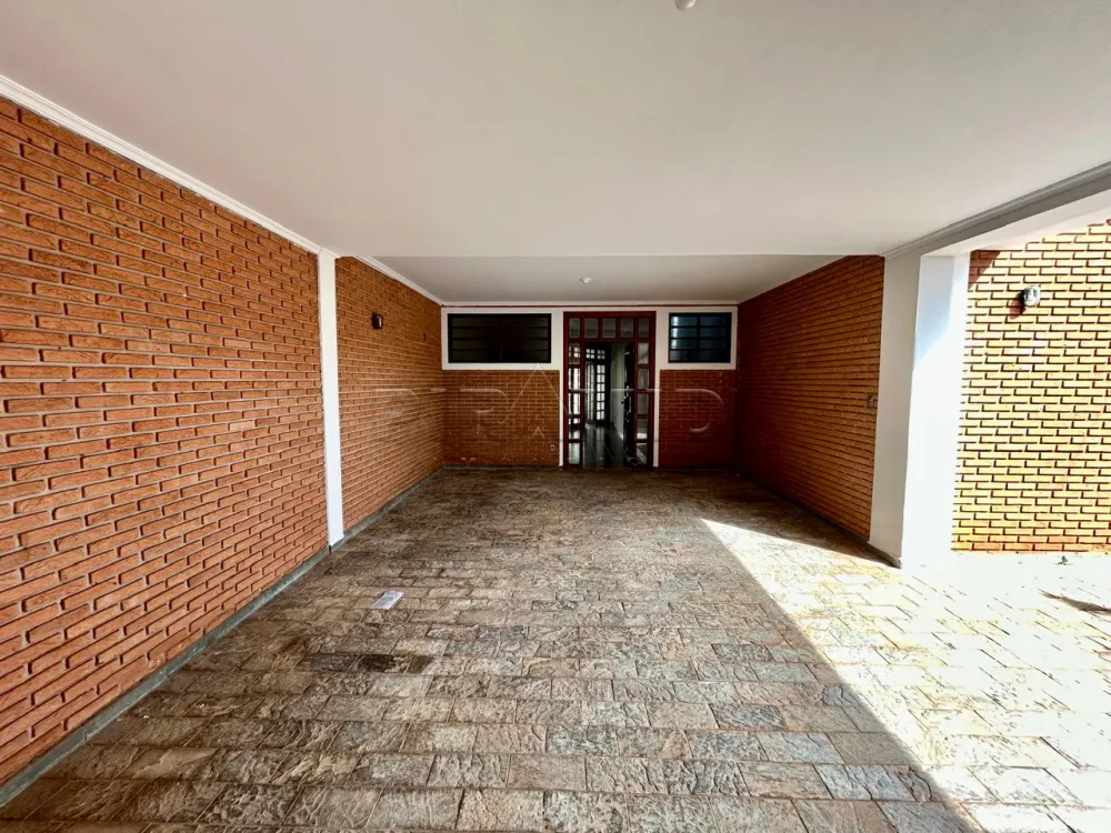 Alugar Casa / Padr&atilde;o em Ribeir&atilde;o Preto R$ 3.000,00 - Foto 2