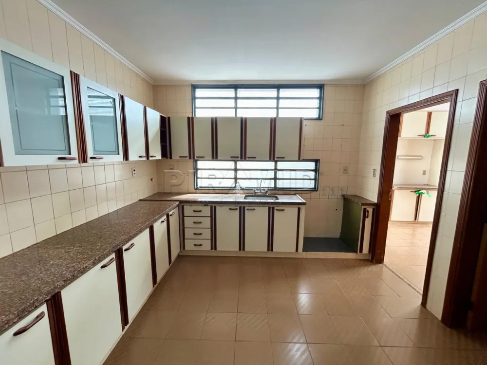 Alugar Casa / Padr&atilde;o em Ribeir&atilde;o Preto R$ 3.000,00 - Foto 30