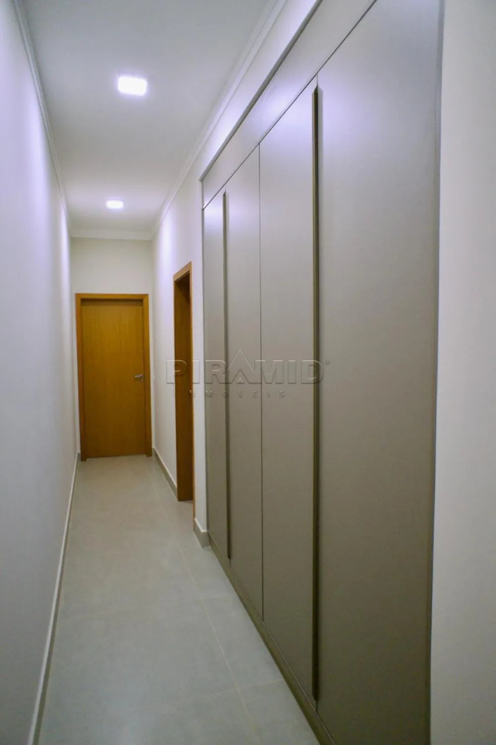 Comprar Casa / Condom&iacute;nio em Ribeir&atilde;o Preto R$ 1.370.000,00 - Foto 4