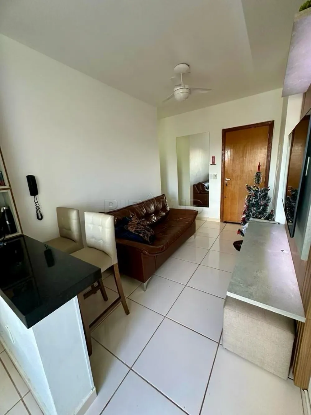 Comprar Apartamento / Padr&atilde;o em Ribeir&atilde;o Preto R$ 300.000,00 - Foto 4