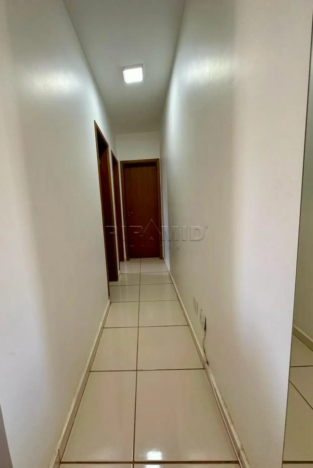 Comprar Apartamento / Padr&atilde;o em Ribeir&atilde;o Preto R$ 300.000,00 - Foto 7
