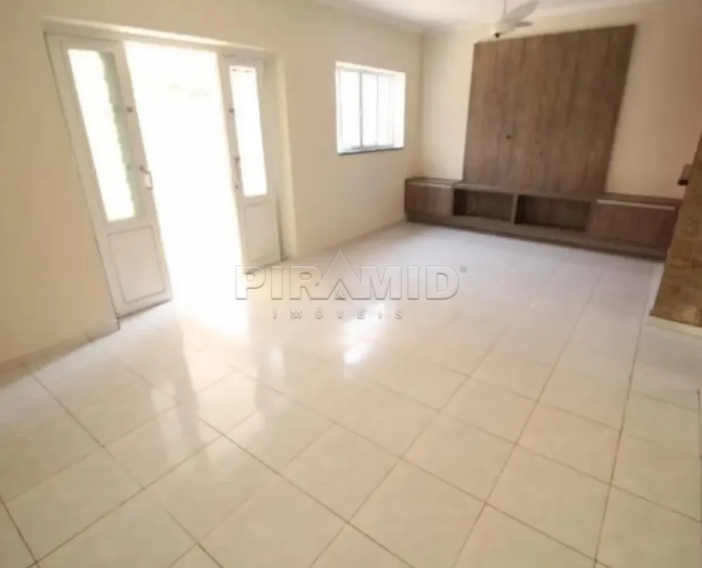 Alugar Casa / Padr&atilde;o em Ribeir&atilde;o Preto R$ 2.900,00 - Foto 1