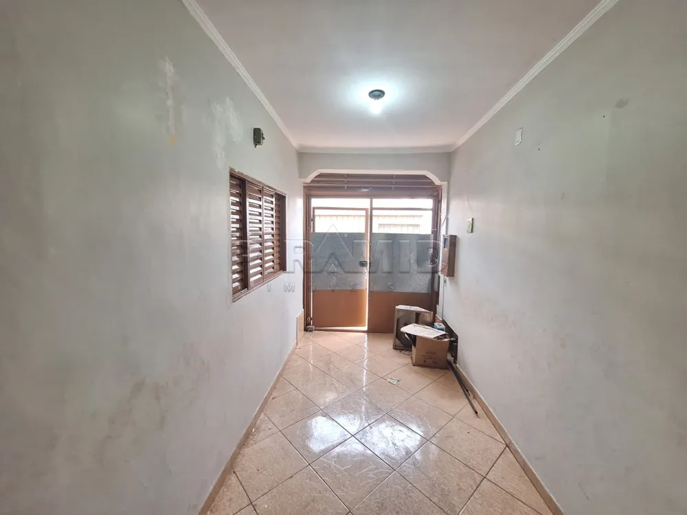 Alugar Casa / Padr&atilde;o em Ribeir&atilde;o Preto R$ 1.700,00 - Foto 1