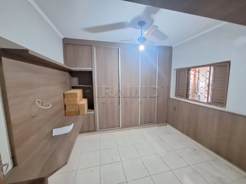 Alugar Casa / Padr&atilde;o em Ribeir&atilde;o Preto R$ 1.700,00 - Foto 3