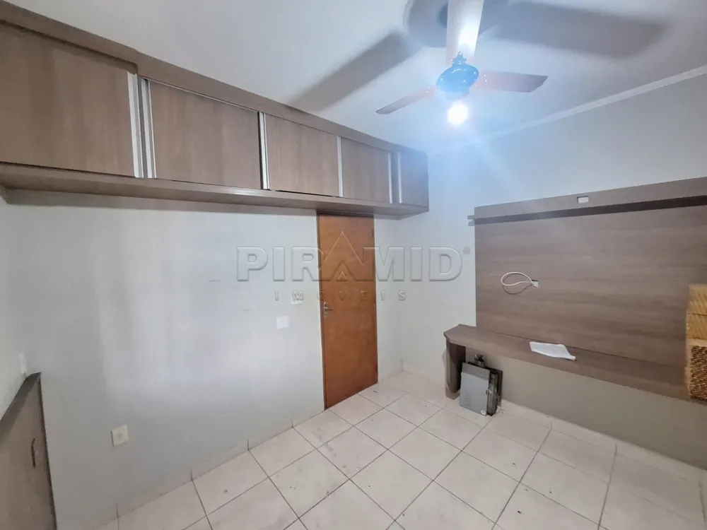 Alugar Casa / Padr&atilde;o em Ribeir&atilde;o Preto R$ 1.700,00 - Foto 4