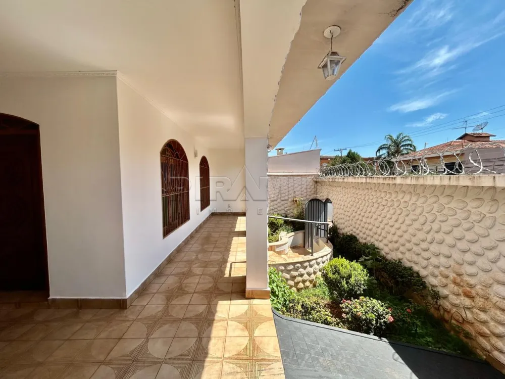Alugar Casa / Padr&atilde;o em Ribeir&atilde;o Preto R$ 2.100,00 - Foto 4