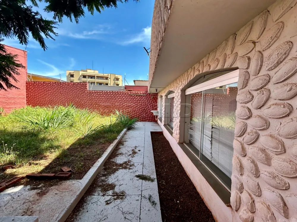Alugar Casa / Padr&atilde;o em Ribeir&atilde;o Preto R$ 2.100,00 - Foto 21