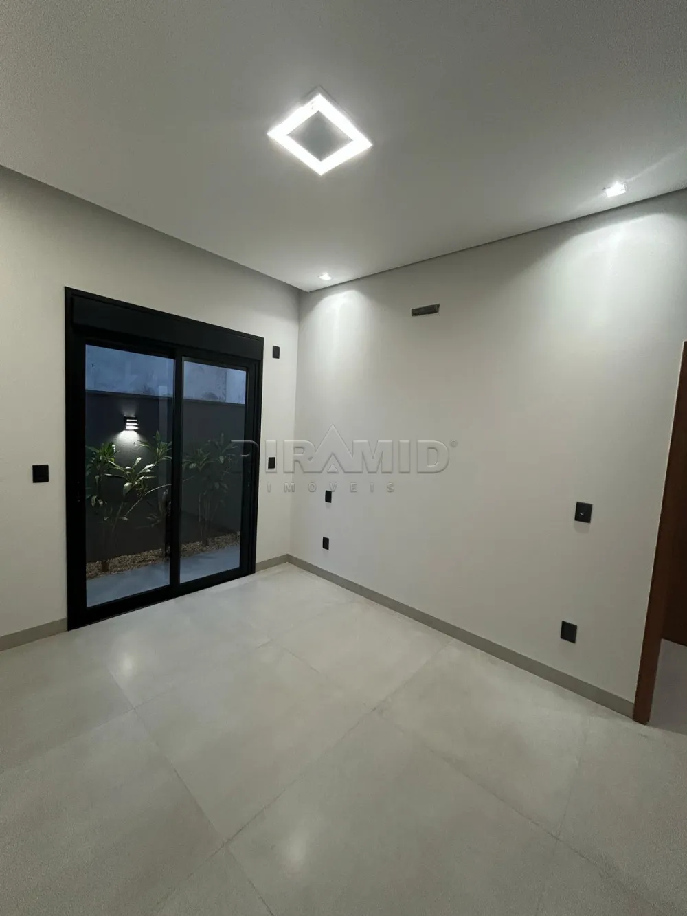 Comprar Casa / Condom&iacute;nio em Ribeir&atilde;o Preto R$ 1.160.000,00 - Foto 2