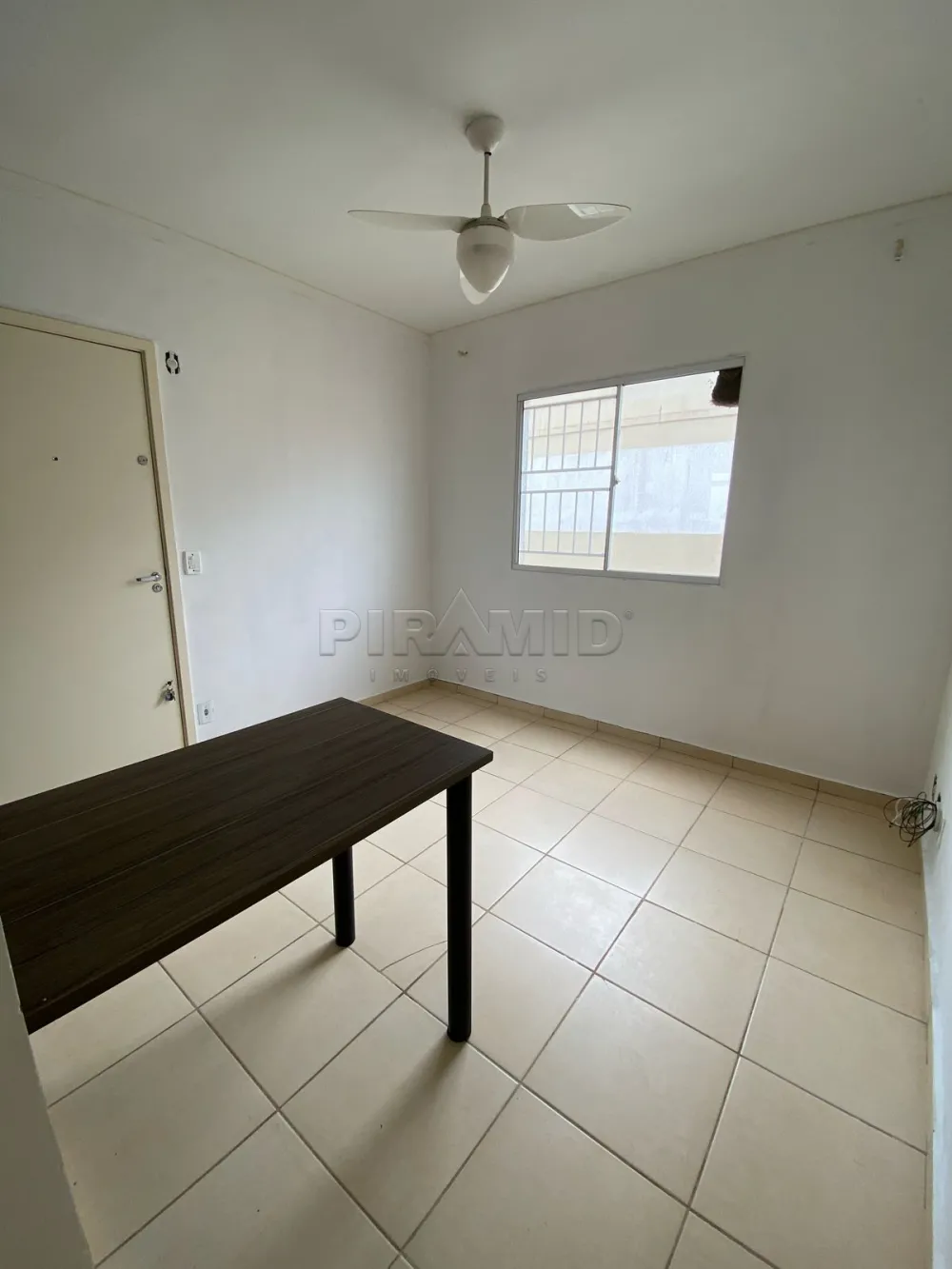 Alugar Apartamento / Padr&atilde;o em Ribeir&atilde;o Preto R$ 1.520,00 - Foto 1