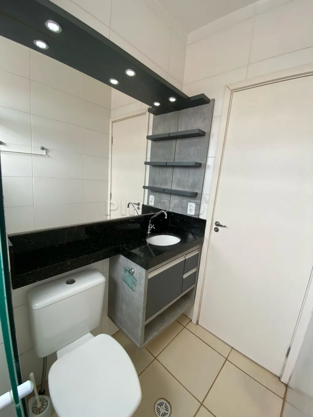 Alugar Apartamento / Padr&atilde;o em Ribeir&atilde;o Preto R$ 1.520,00 - Foto 5