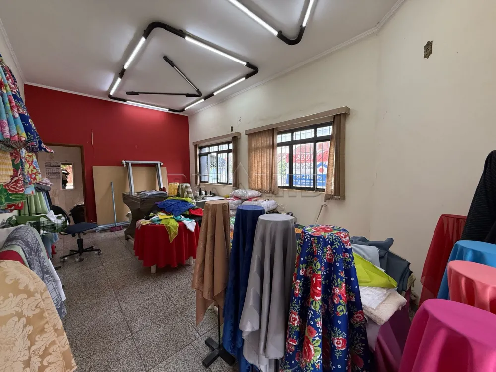 Alugar Comercial / Casa em Ribeir&atilde;o Preto R$ 3.500,00 - Foto 1