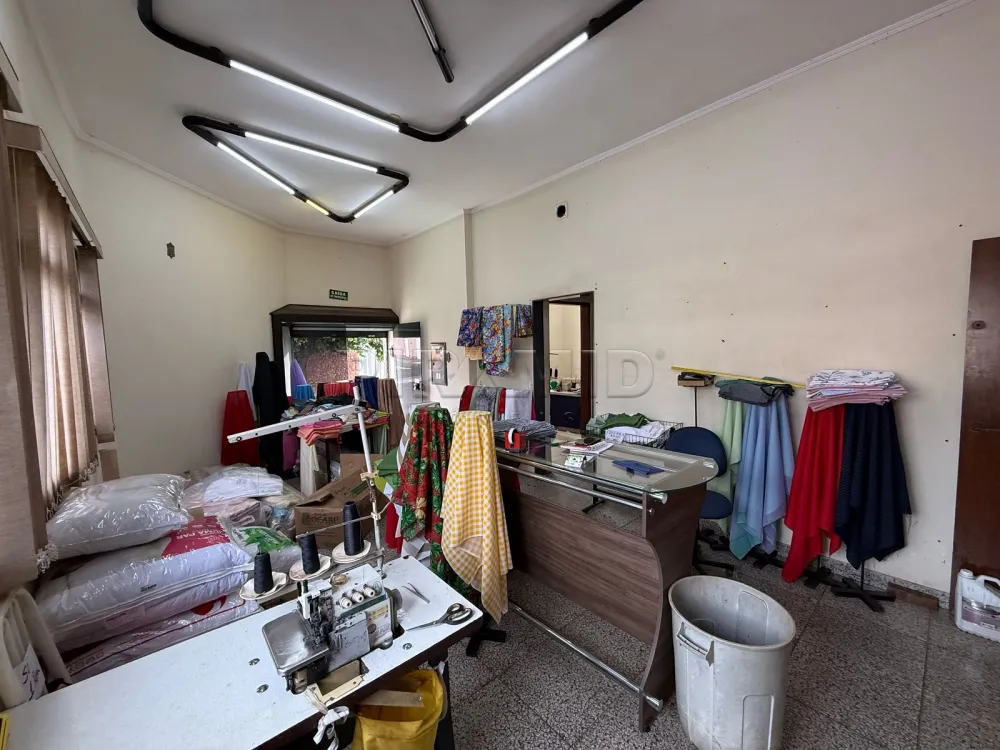 Alugar Comercial / Casa em Ribeir&atilde;o Preto R$ 3.500,00 - Foto 3