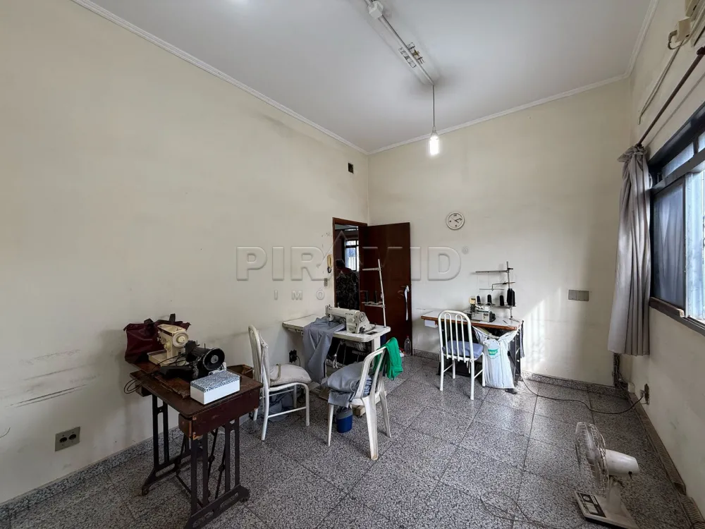 Alugar Comercial / Casa em Ribeir&atilde;o Preto R$ 3.500,00 - Foto 8