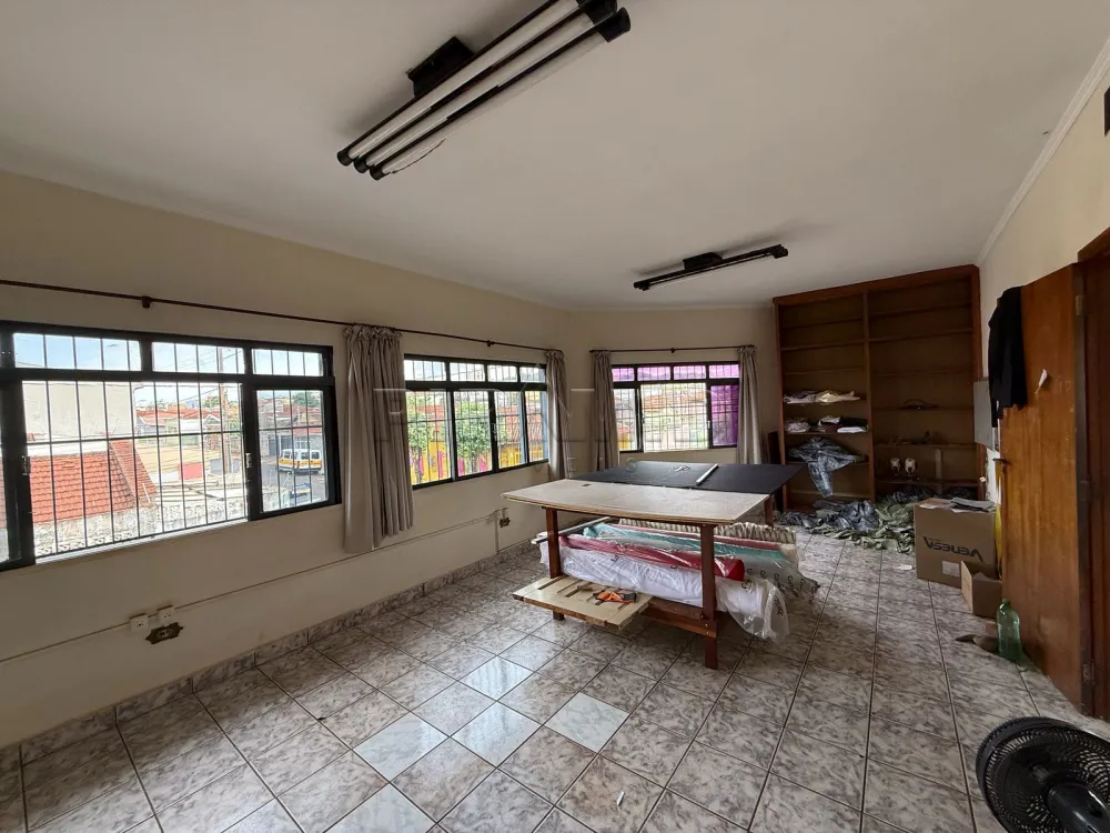 Alugar Comercial / Casa em Ribeir&atilde;o Preto R$ 3.500,00 - Foto 24