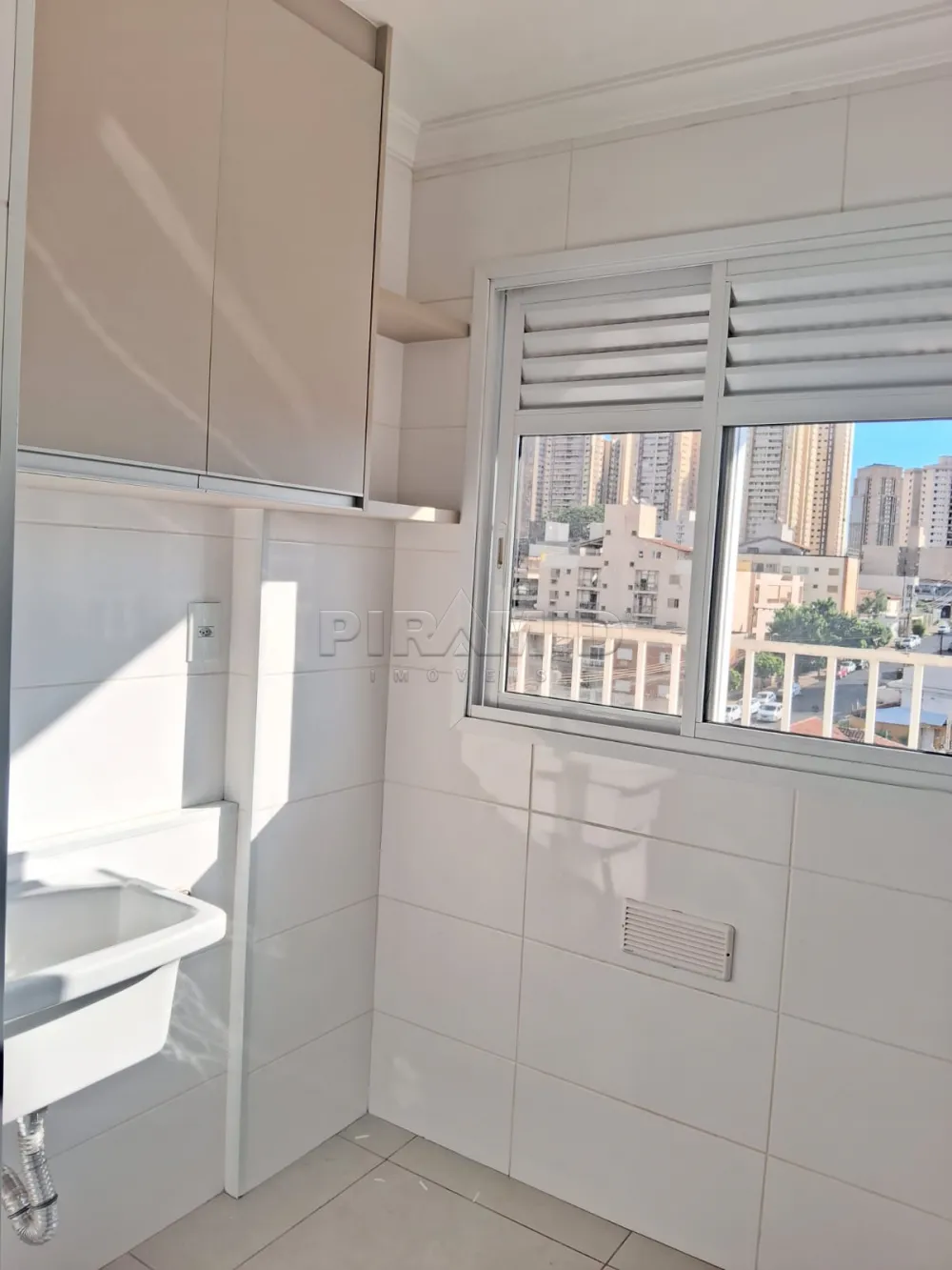 Alugar Apartamento / Padr&atilde;o em Ribeir&atilde;o Preto R$ 1.700,00 - Foto 13