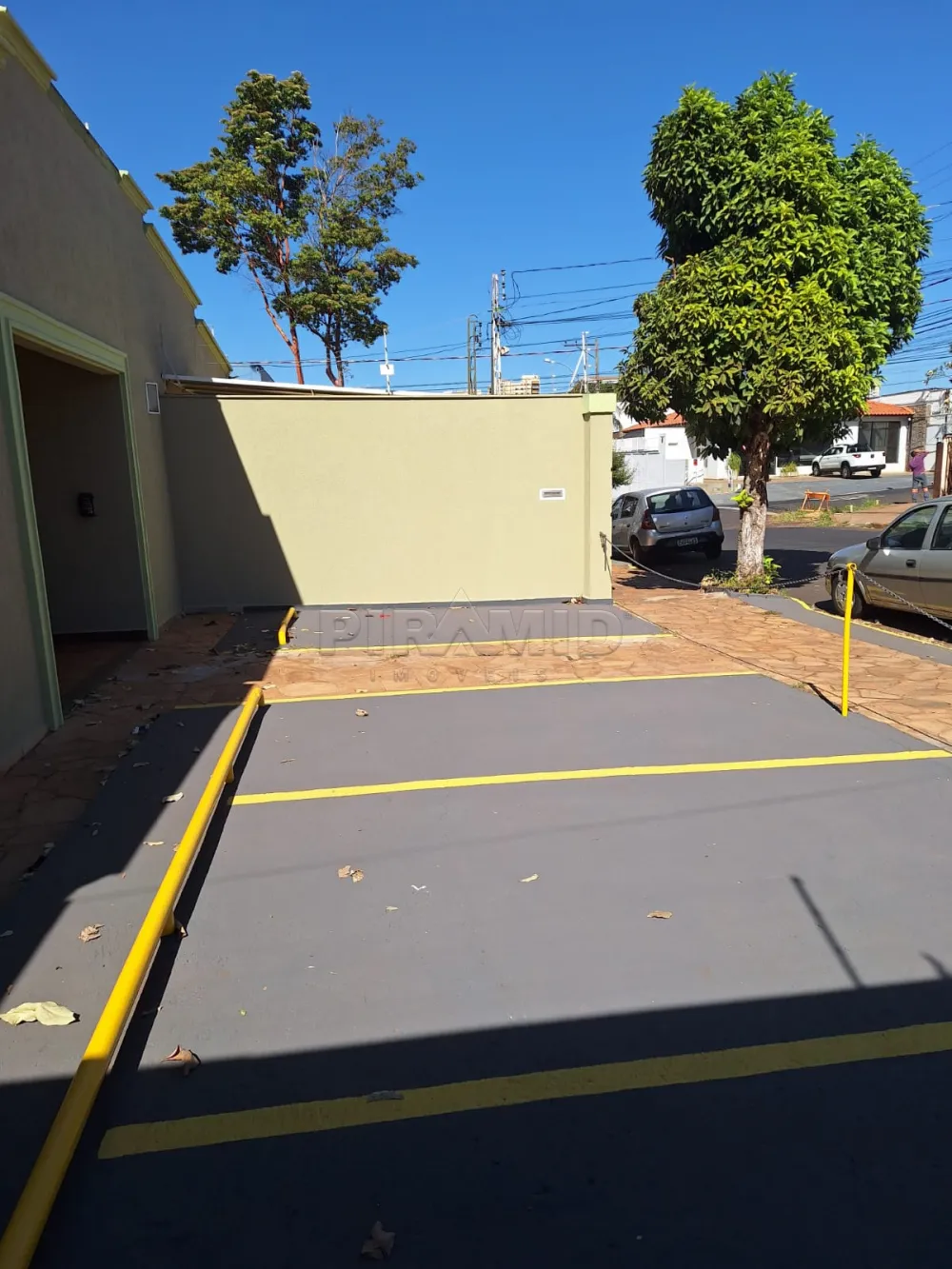 Alugar Comercial / Casa em Ribeir&atilde;o Preto R$ 8.000,00 - Foto 2