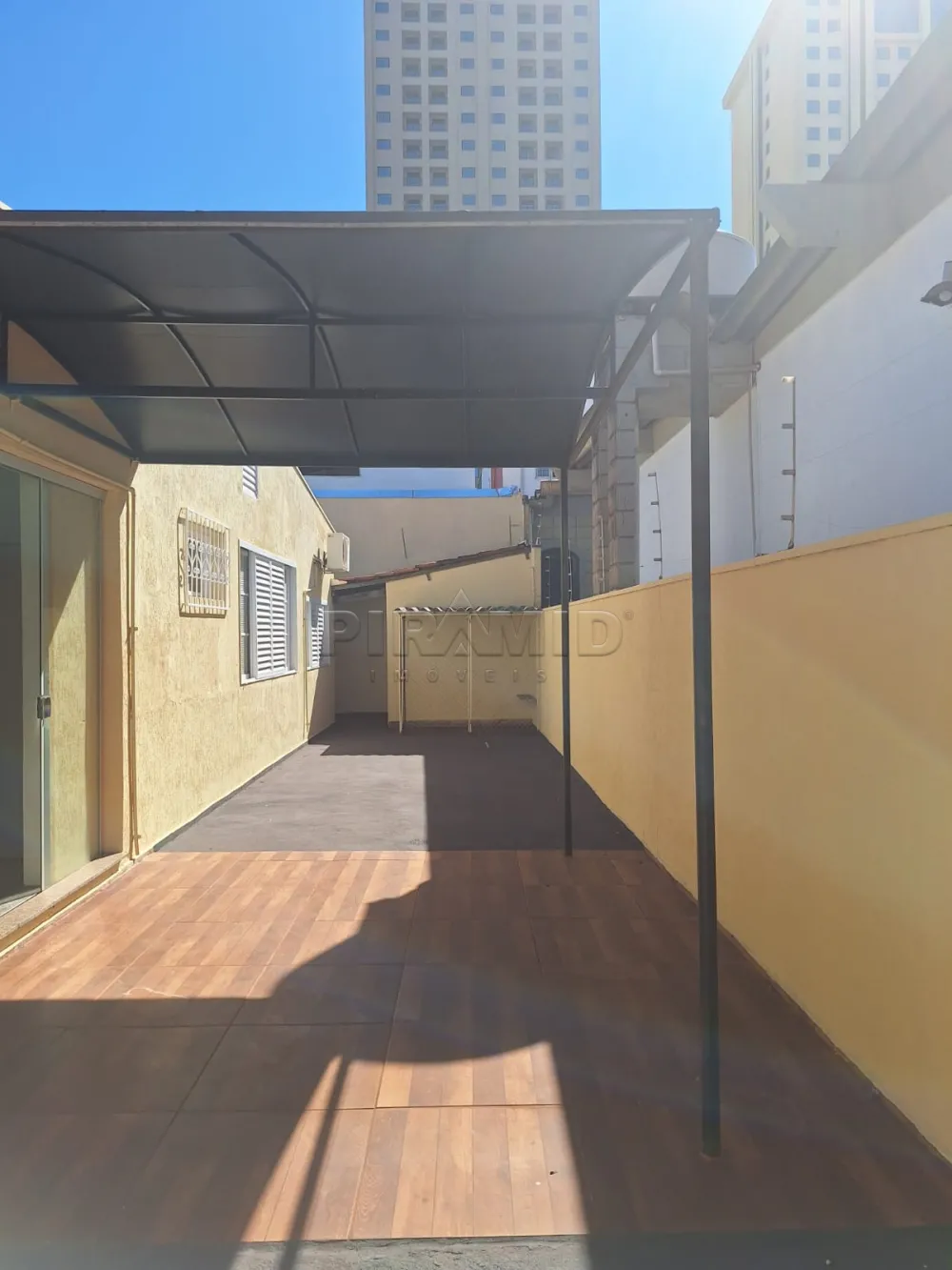 Alugar Comercial / Casa em Ribeir&atilde;o Preto R$ 8.000,00 - Foto 31