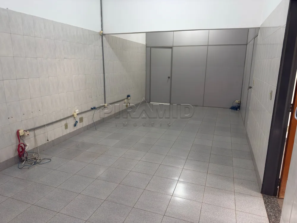 Alugar Comercial / Sal&atilde;o em Ribeir&atilde;o Preto R$ 3.300,00 - Foto 2