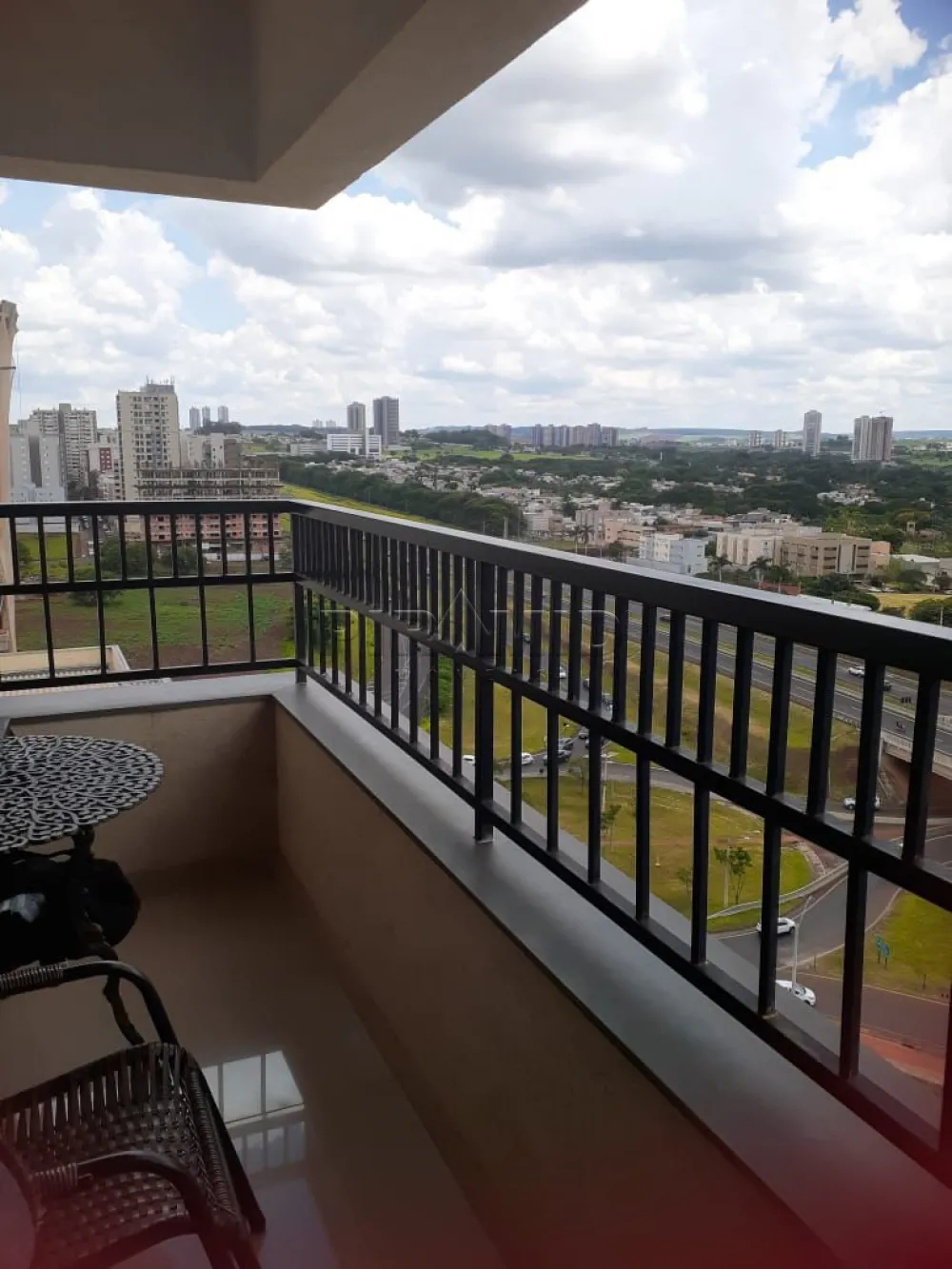 Comprar Apartamento / Padr&atilde;o em Ribeir&atilde;o Preto R$ 350.000,00 - Foto 3